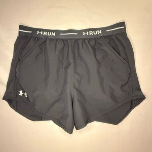 Under Armour Women’s Fly By 2.0 Running Shorts – Black, Size Medium EUC
